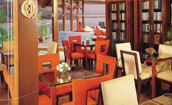 Aamby Valley City Lonavla Exterior foto Library